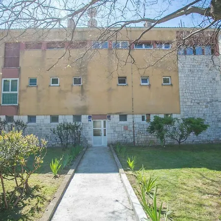 Modern Living In The Heart Of * Trogir